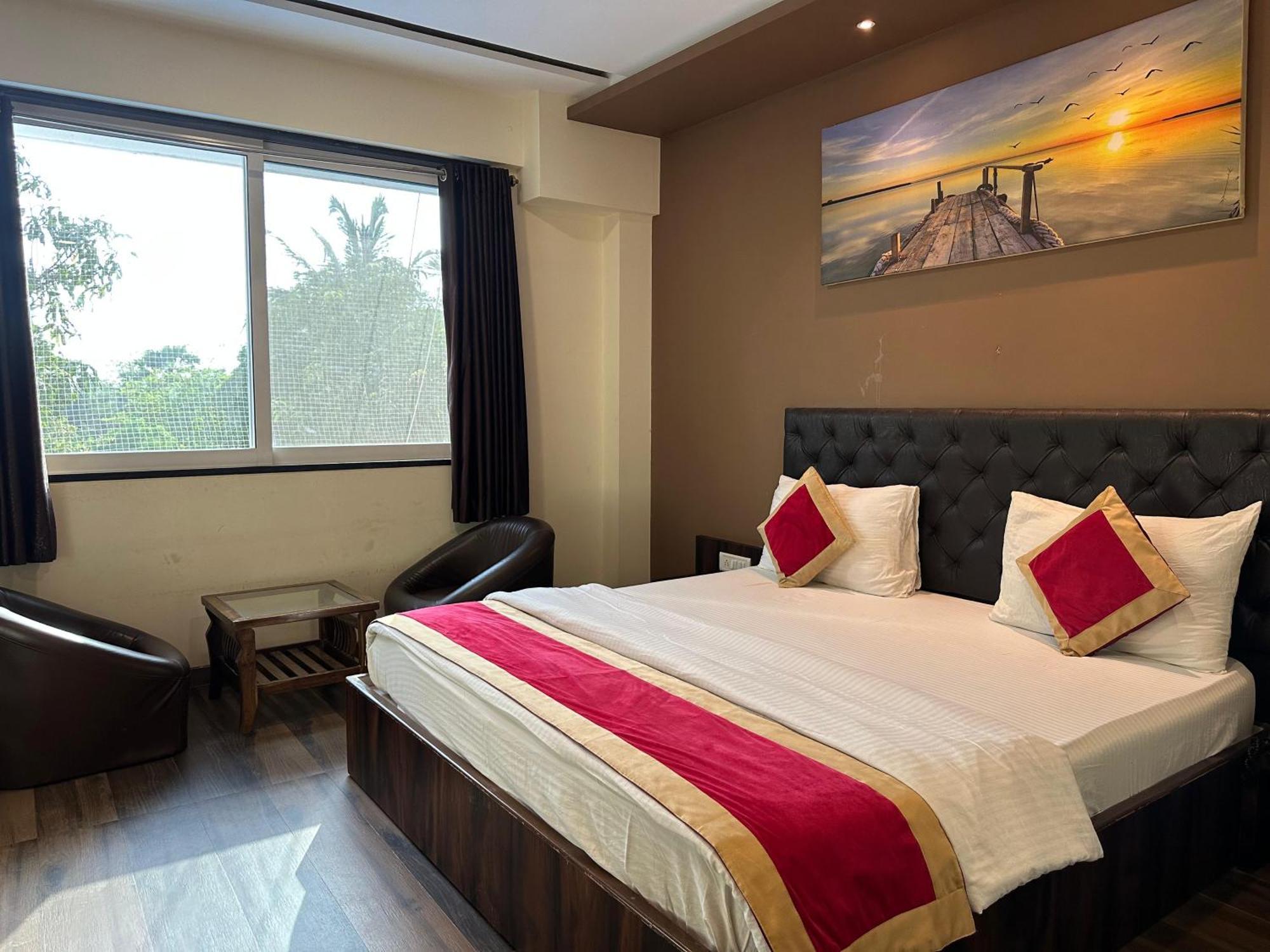 Farm Regency Hotel - Mumbai — Photos 1